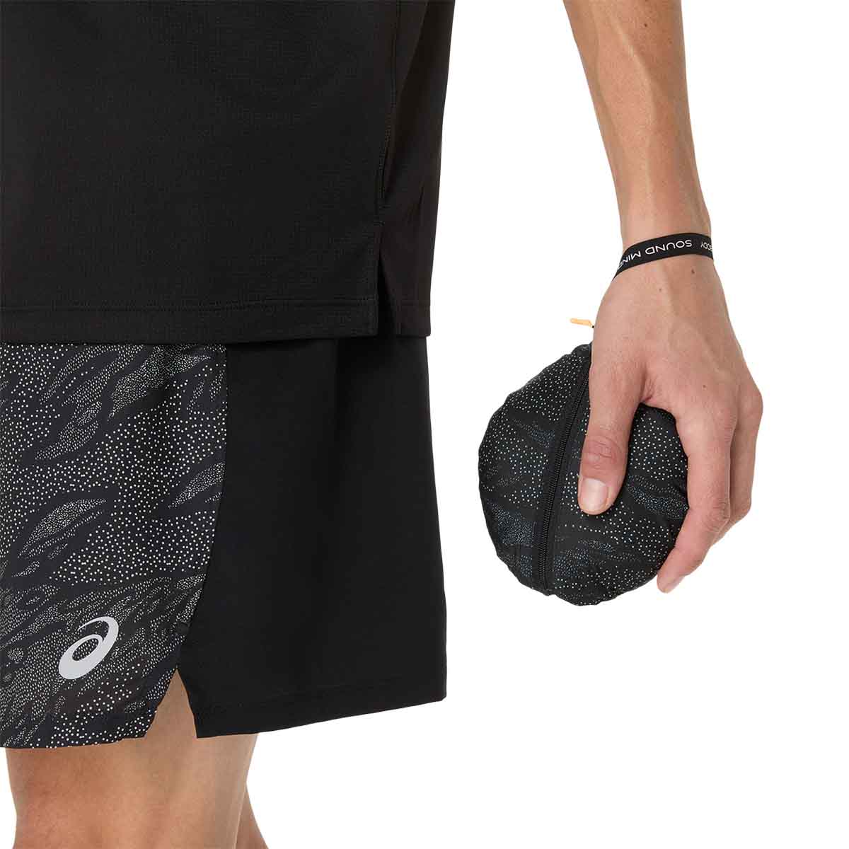 Asics Fujitrail Packable Windbreaker Man Performance Black מעיל ריצה מתקפל לגברים