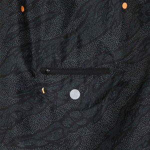 Asics Fujitrail Packable Windbreaker Man Performance Black מעיל ריצה מתקפל לגברים