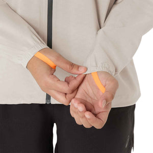 Asics Fujitrail Elite Waterproof Jacket Woman Cream ג'קט ריצה לנשים