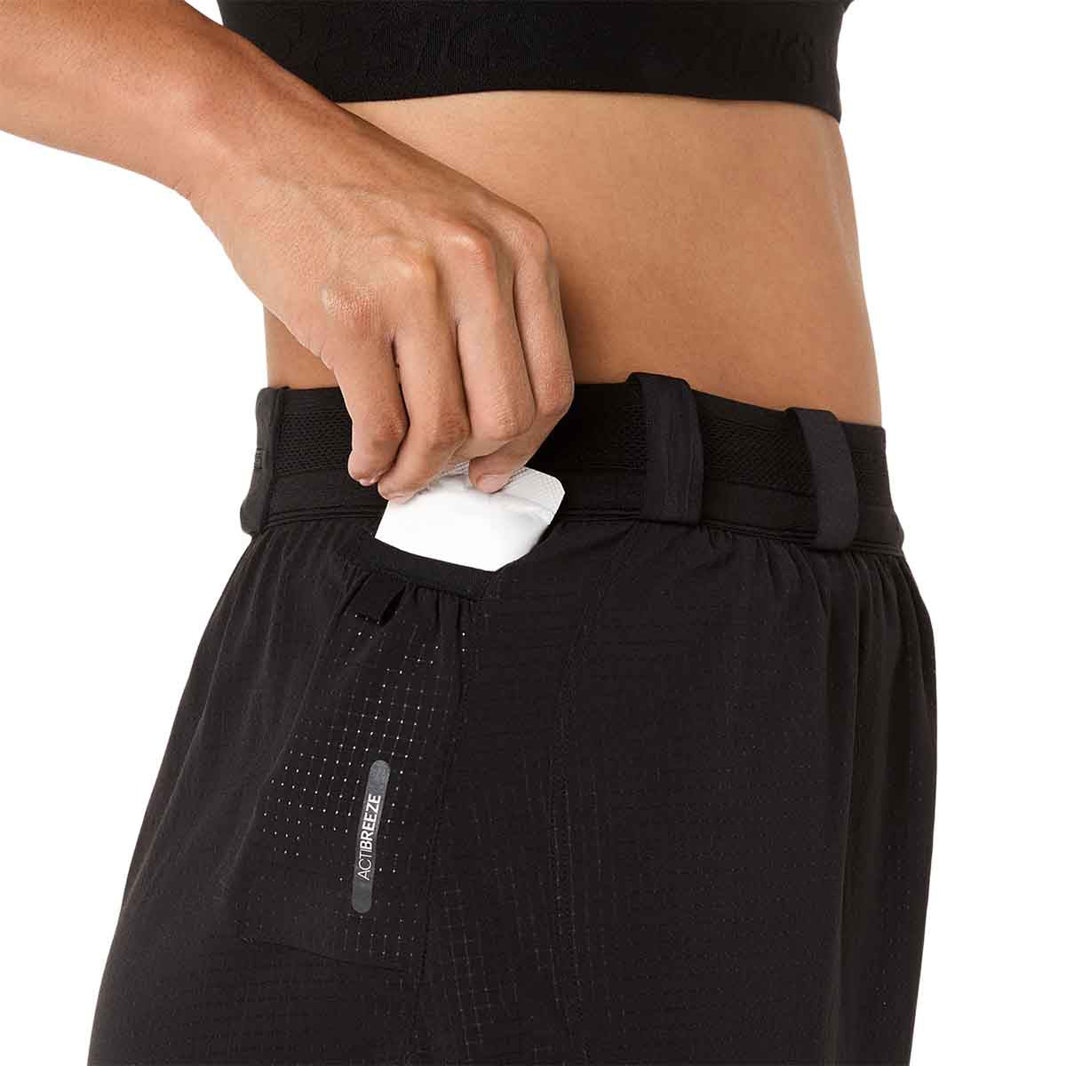 Asics Metarun Split Shorts Women Black מכנסי ריצה לנשים