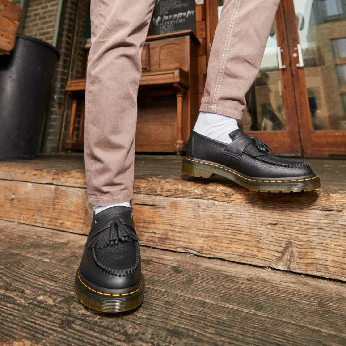 Dr. Martens Adrian Black נעלי ד"ר מרטינס אדריאן שחור