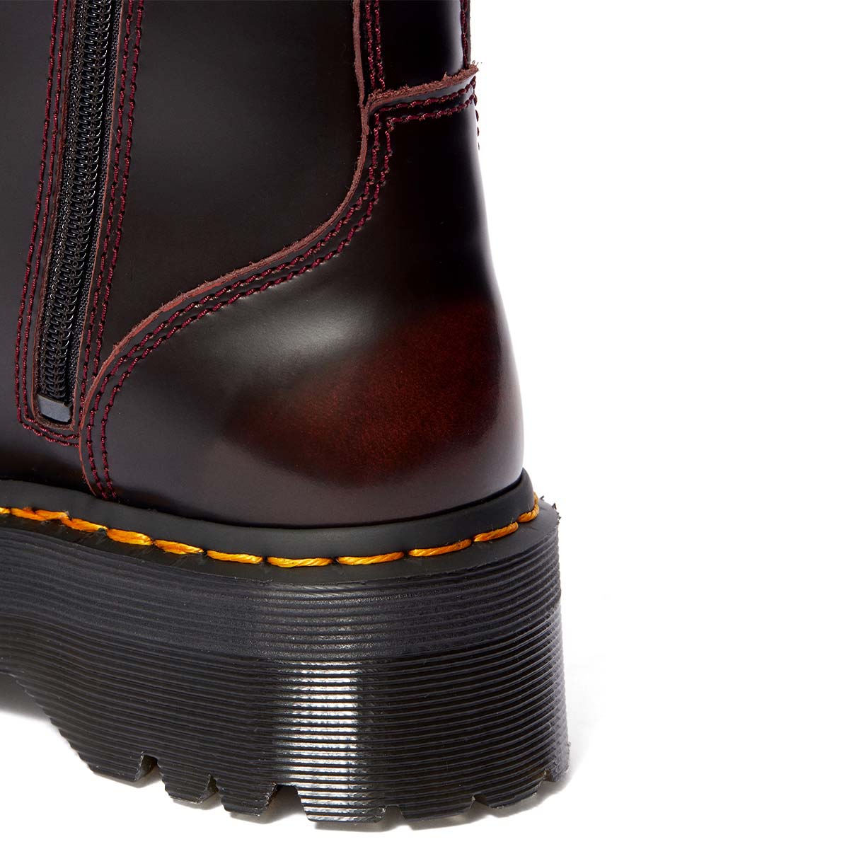 Dr. Martens Jadon Cherry Red Arcadia נעלי ד"ר מרטינס גיידון אדום