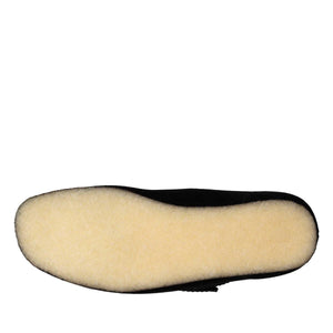 Clarks Wallabee Boot. Black Women מגפי נשים קלארקס