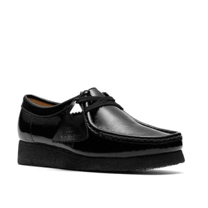 Clarks Wallabee. Black Pat מוקסין קלארקס לנשים