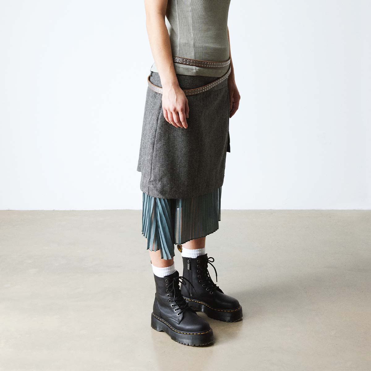 Dr. Martens Jadon III 8 Eye Boot Black מגפי ד"ר מרטינס גיידון שחור