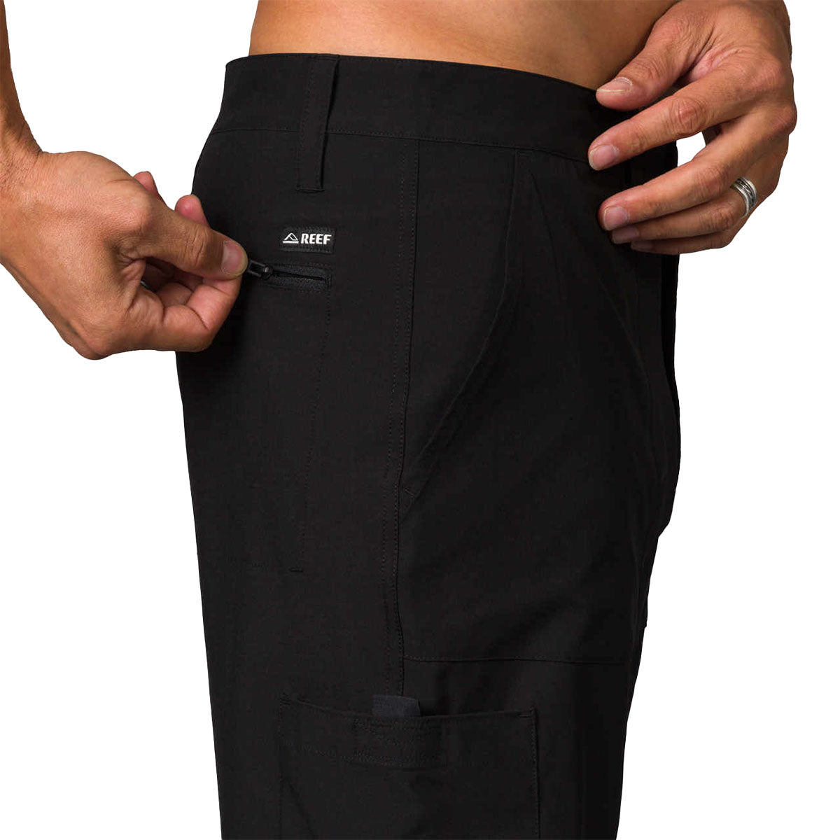 Reef Balto Fixed Waist Hybrid Short Caviar מכנסי ריף לגברים