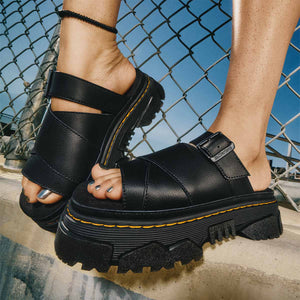 Dr. Martens Mattison Slide Sandal כפכפי ד"ר מרטינס לנשים