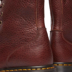 Dr. Martens Jadon 8 Eye Boot Cashew Unisex ד"ר מרטינס מגפי ג'יידון קשיו