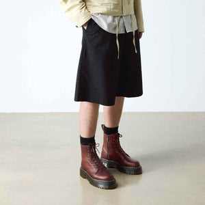 Dr. Martens Jadon 8 Eye Boot Cashew Unisex ד"ר מרטינס מגפי ג'יידון קשיו