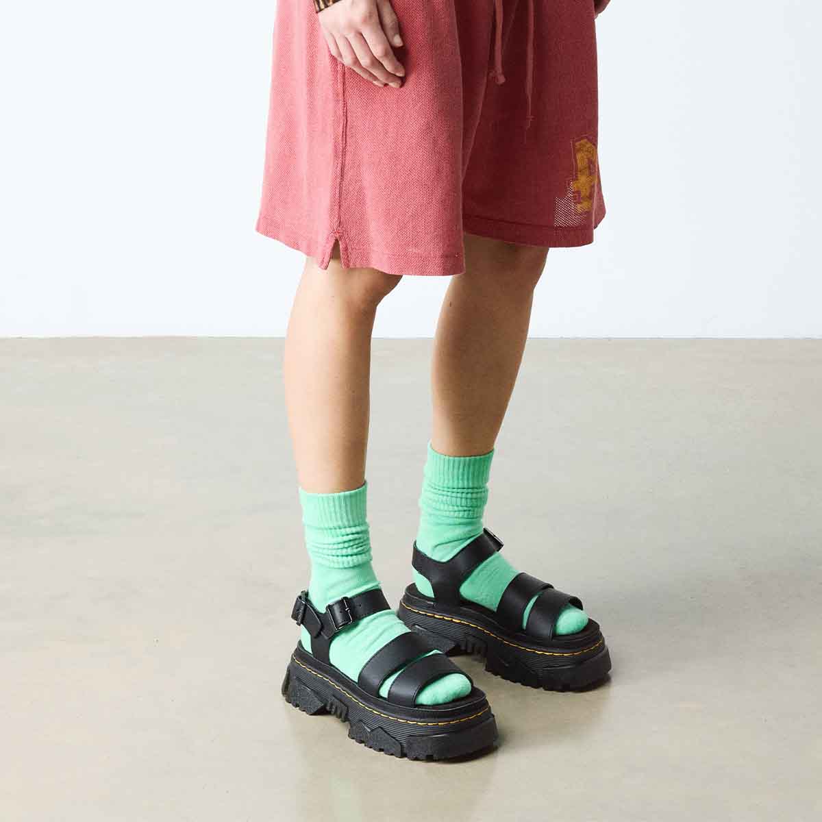 Dr. Martens Mattison 2S Sandal Black סנדלי ד"ר מרטינס לנשים