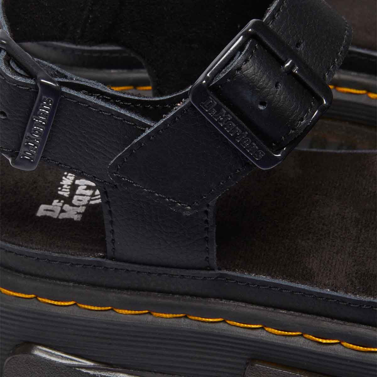 Dr. Martens Mattison 2S Sandal Black סנדלי ד"ר מרטינס לנשים