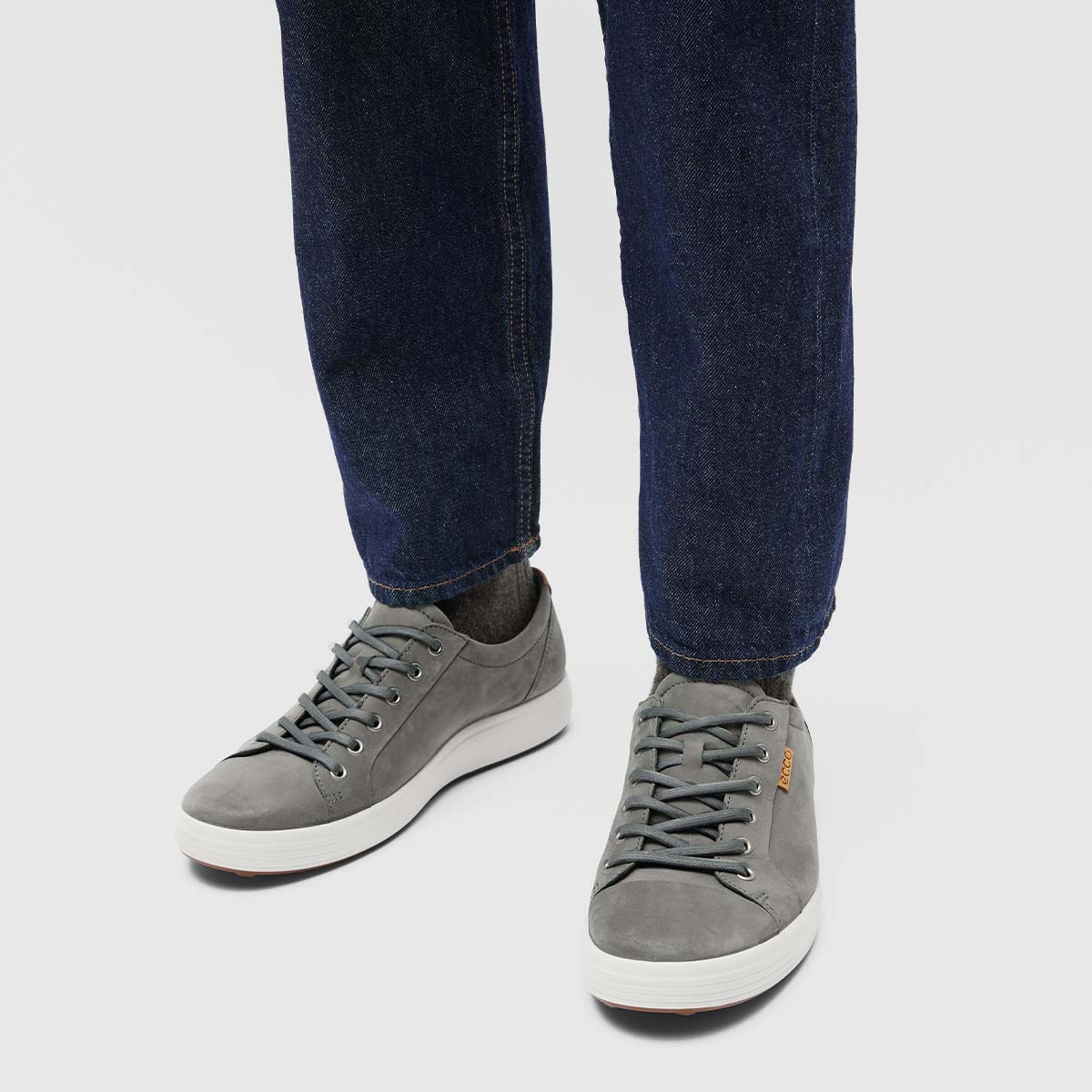 Ecco Soft 7 M Moon סניקרס אקו לגברים סופט 7 מון