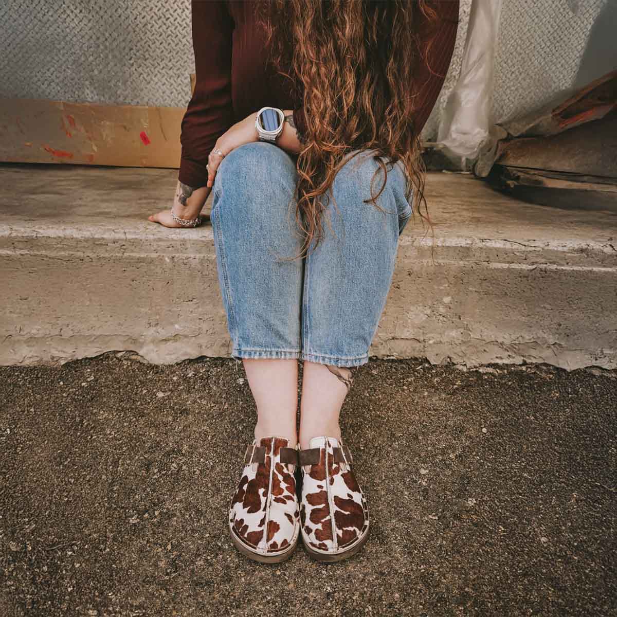 Clarks Solsbury Mule. Cow Print כפכפי קלארקס לנשים