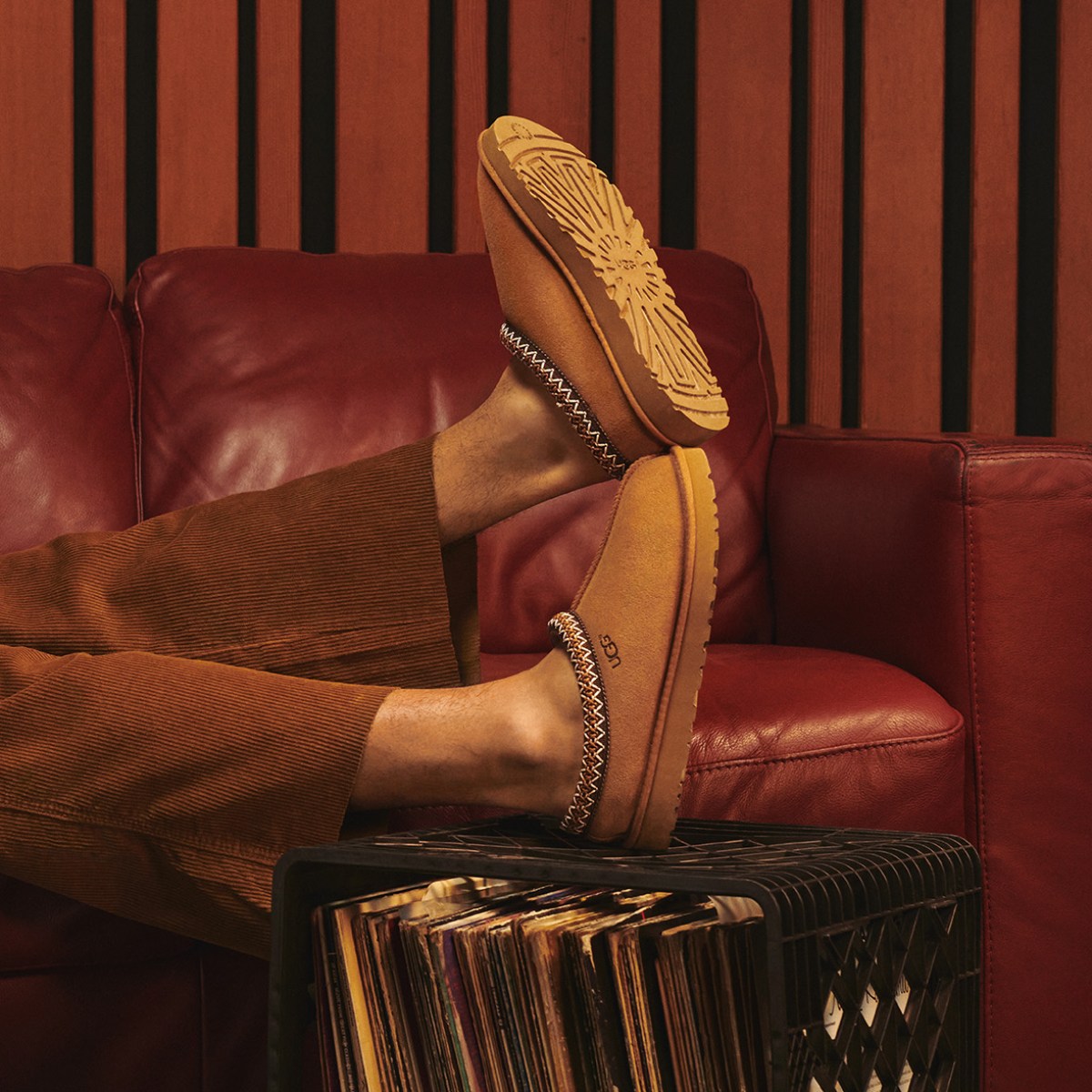 UGG MEN COLLECTION קולקציית נעלי גברים של המותג אגג