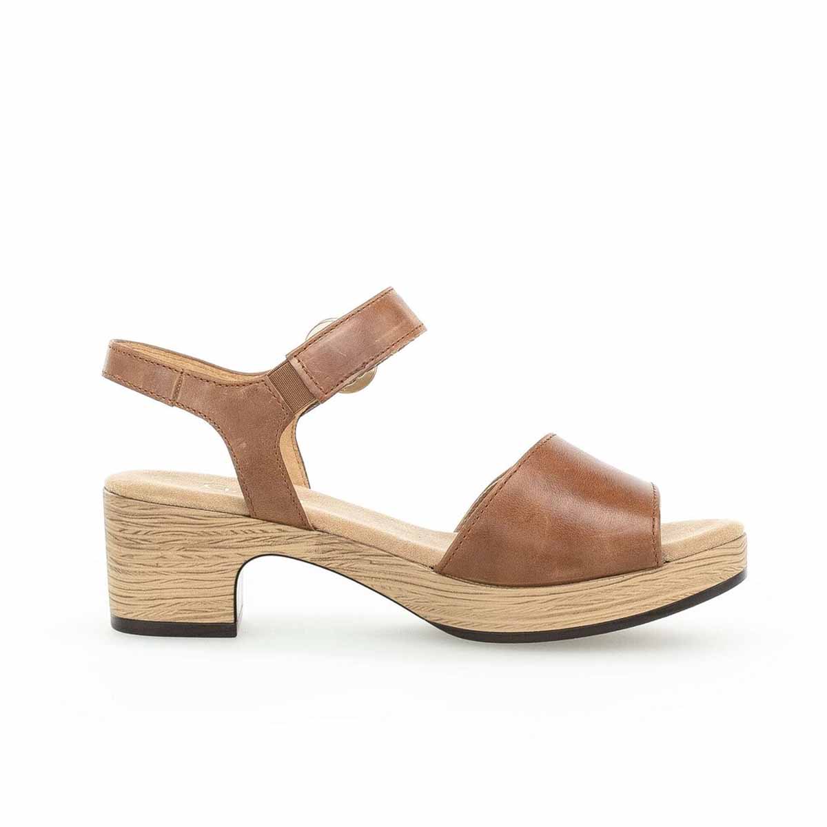 Gabor Platform sandals brown סנדלי נשים חום