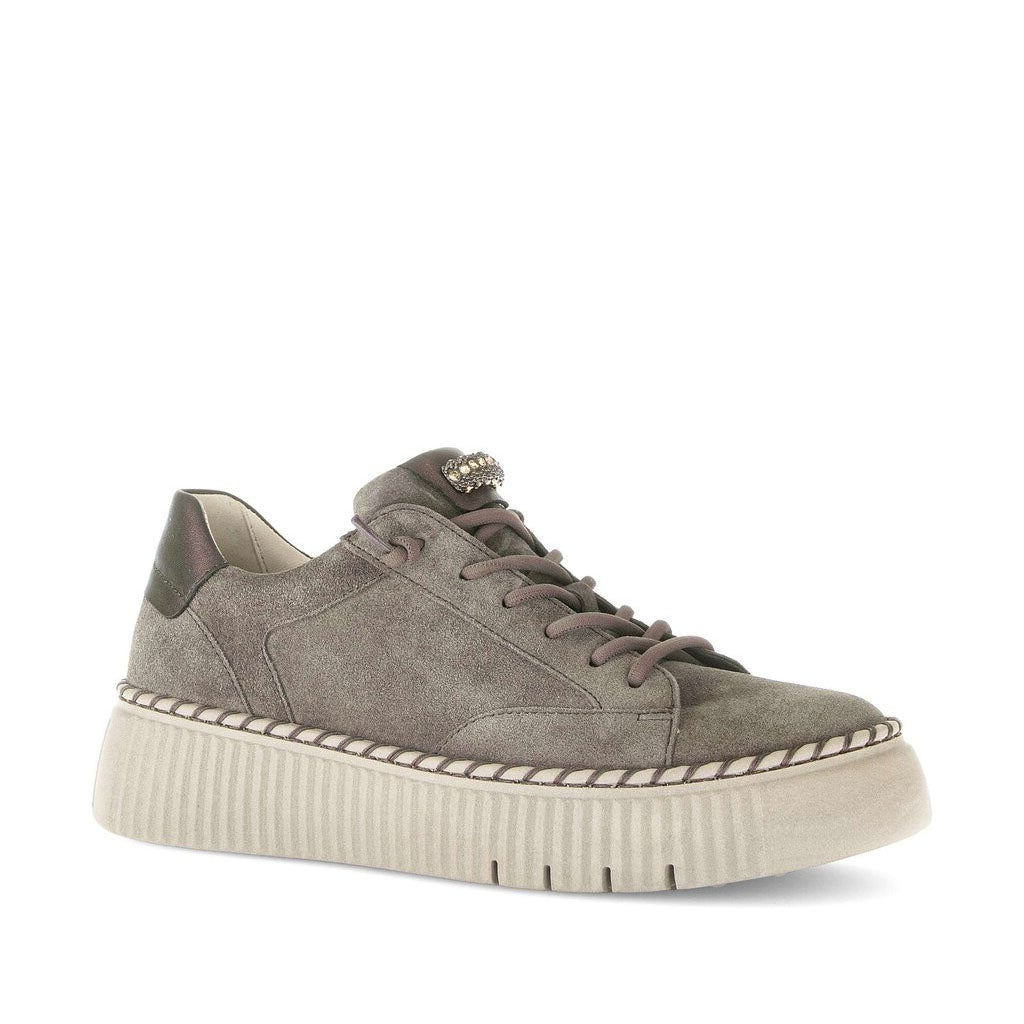 Gabor Low-top brown sneakers סניקרס גאבור לנשים חום