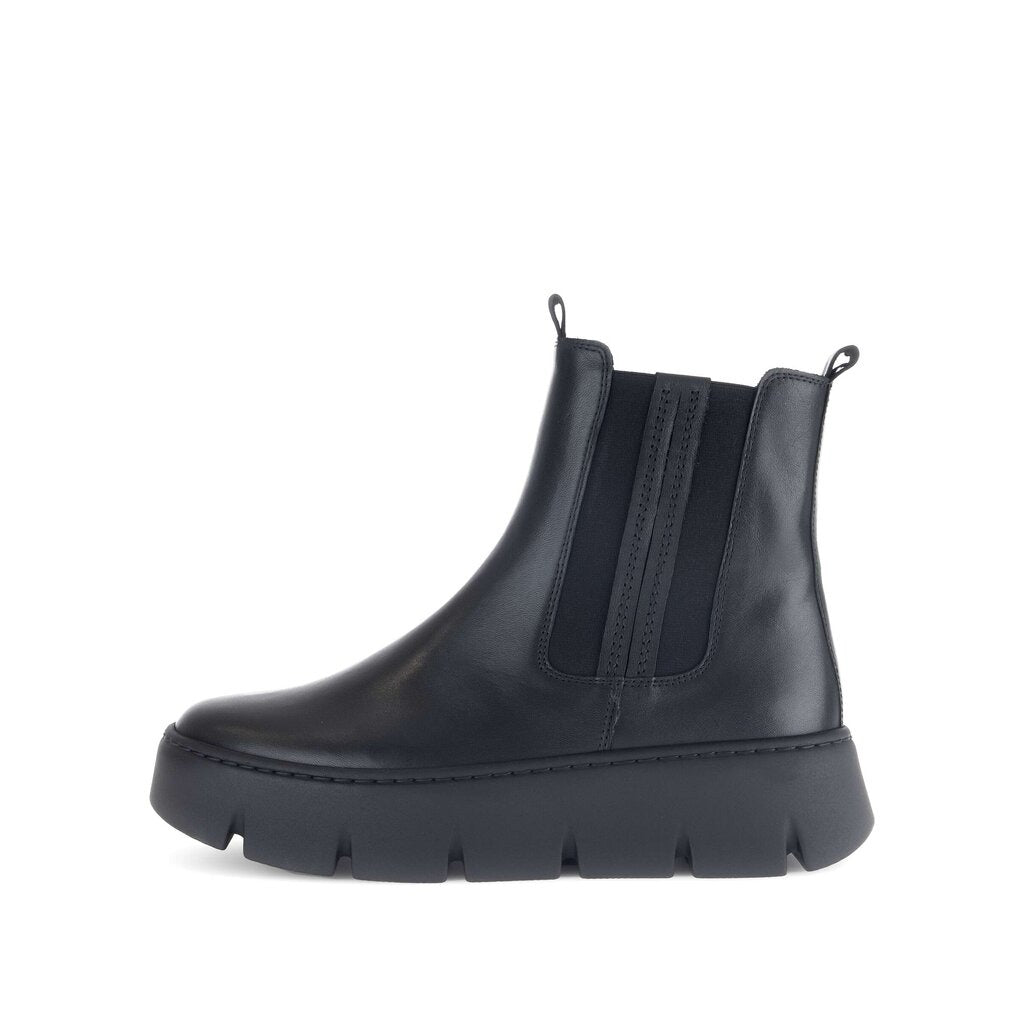 Gabor Chelsea boots black מגפי גאבור לנשים