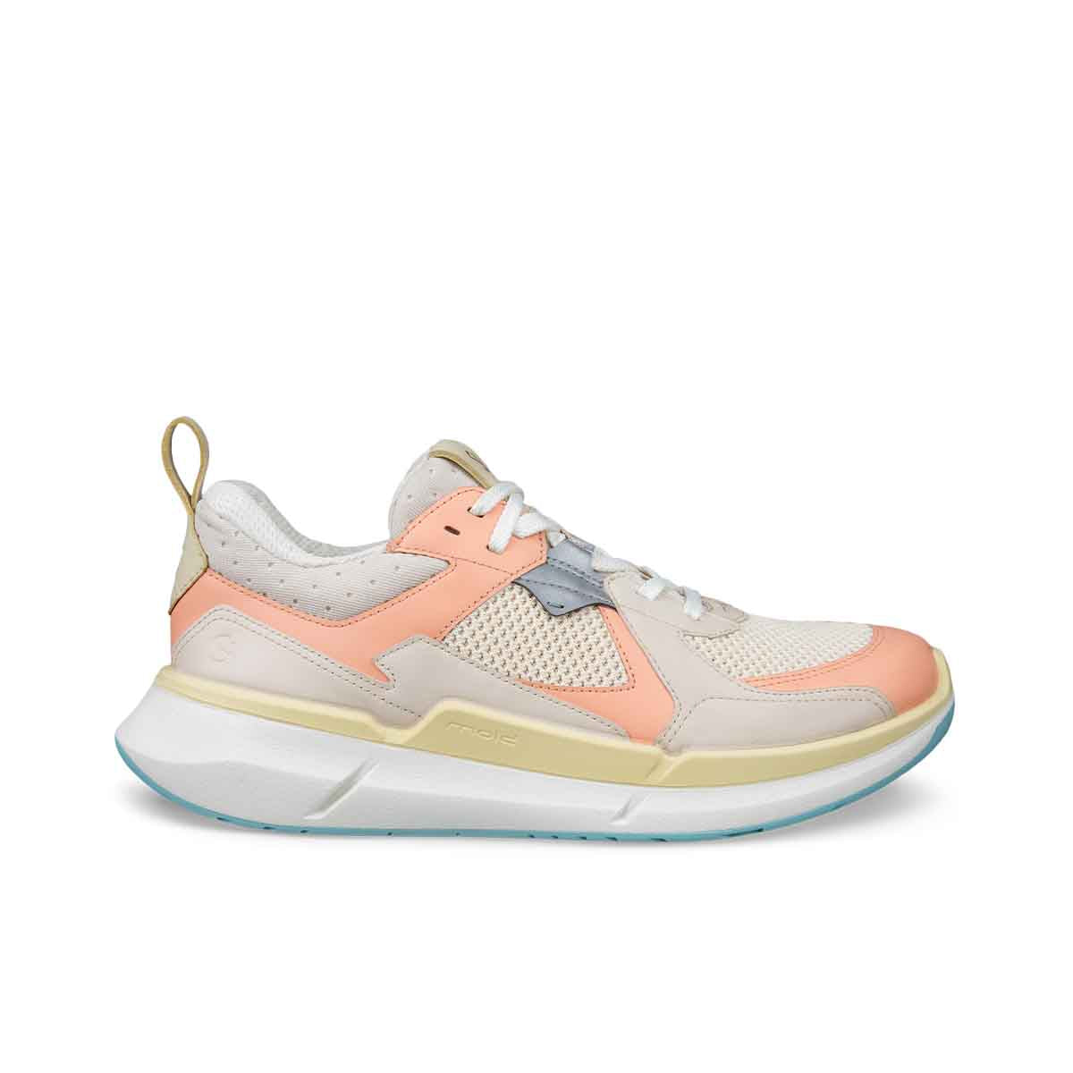 Ecco Biom 2.2 W Limestone סניקרס אקו לנשים ביום 2.2 ליים סטון