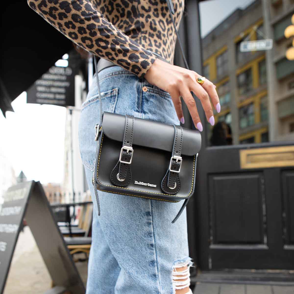 Dr. Martens Leather Crossbody Bag 7 Satchel Black תיק ד"ר מרטינס