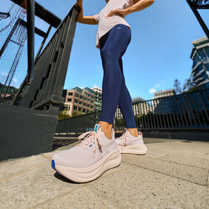 Asics Gel Nimbus 28 Women Pearl Pink Morganite נעלי ריצה ג`ל נימבוס 28 נשים