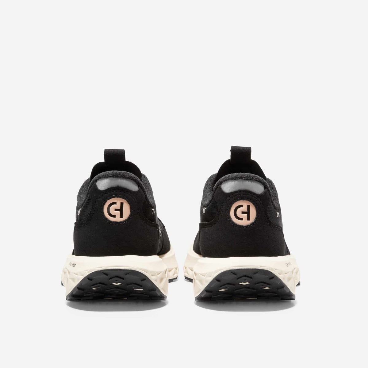 Cole Haan Zerogrand Outpace III Black Barely Beige נעלי קול האן לגברים