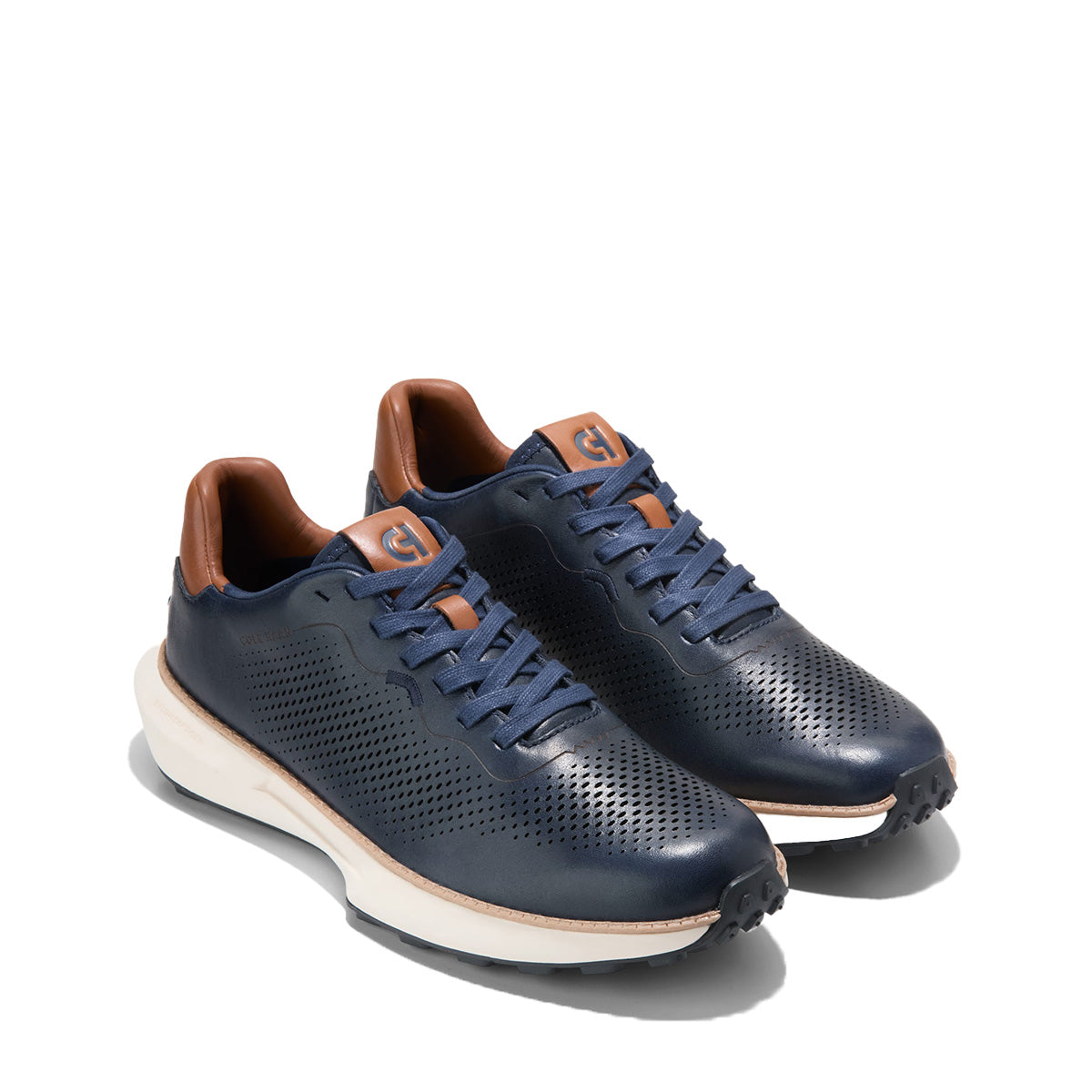 COLE HAAN Grandpro Ashland Laser Perf Sneaker סניקרס קול האן לגברים