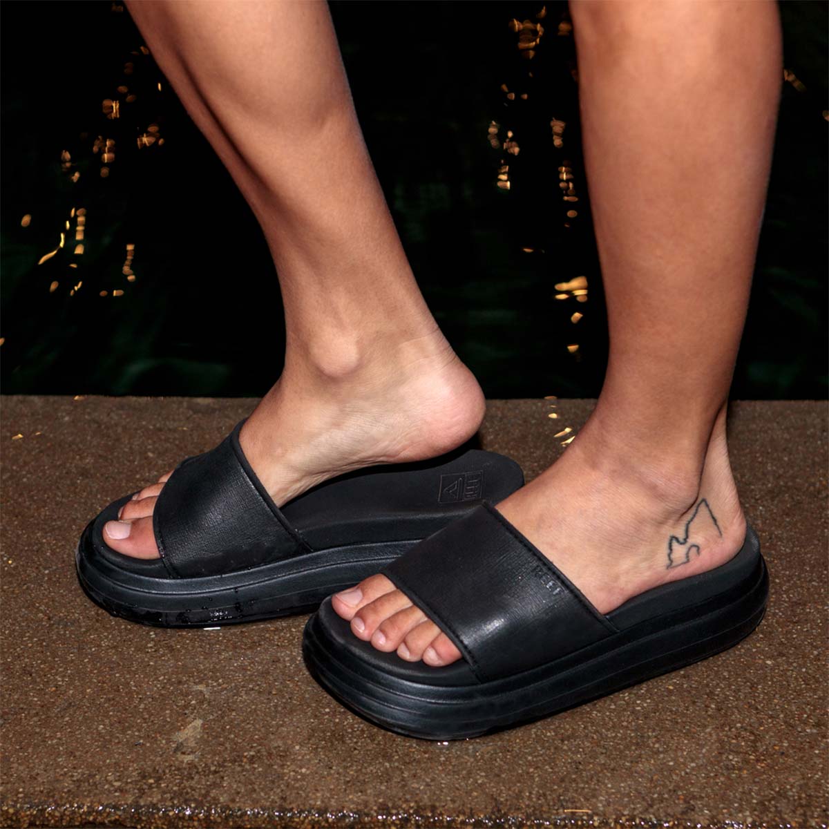 Reef Cushion Bondi Bay Black כפכפי ריף לנשים