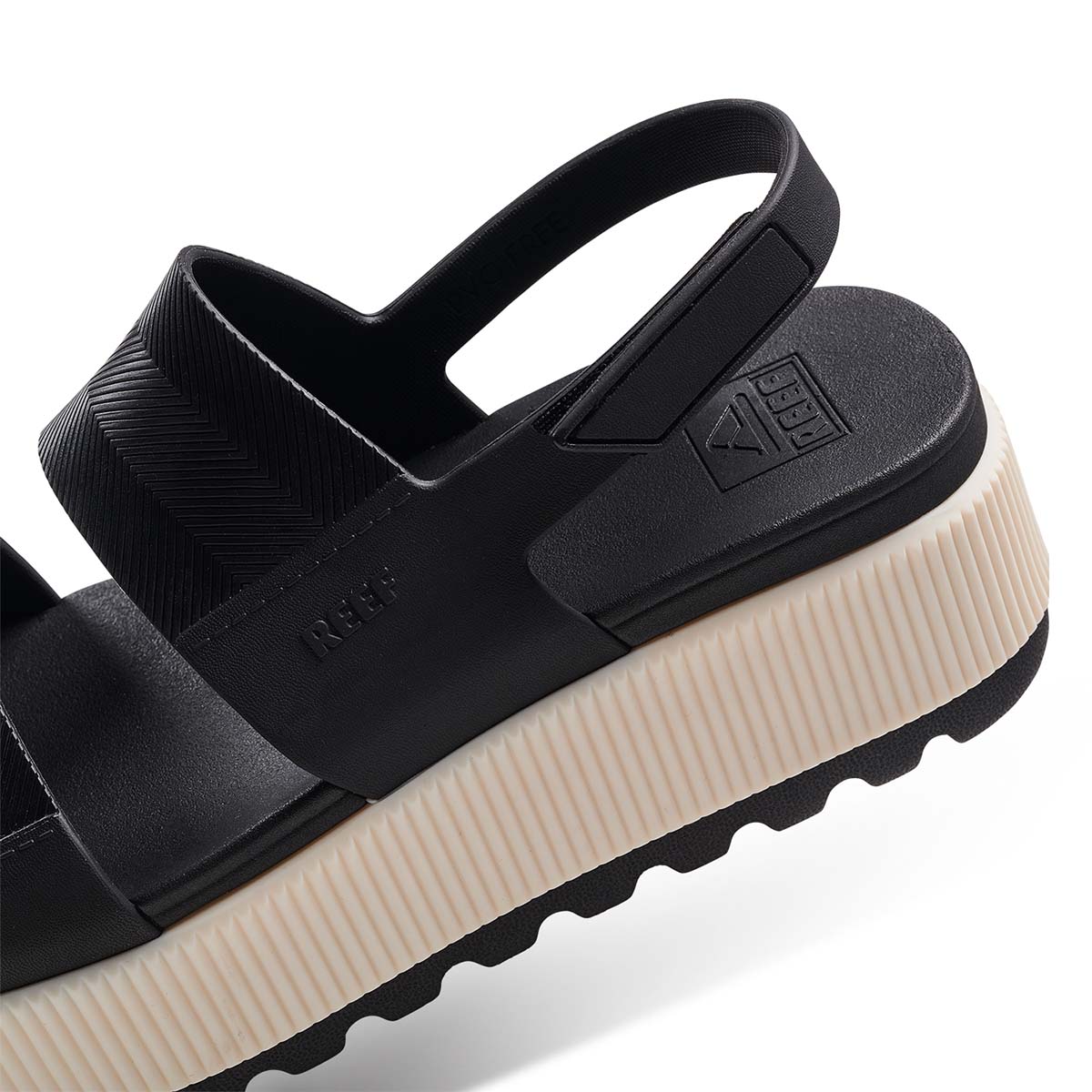 Reef Water Vista Higher Black Vintage כפכפי ריף לנשים