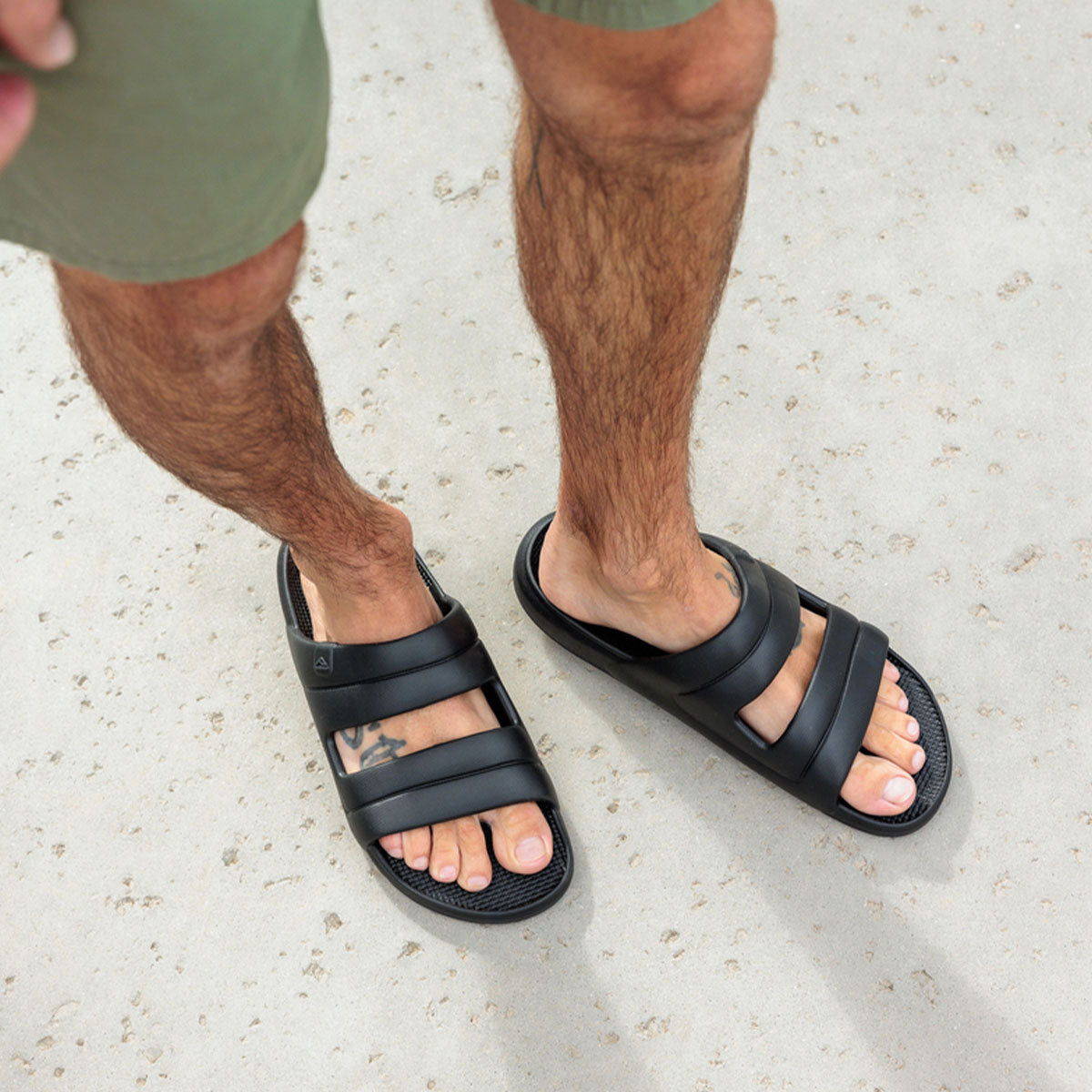 Reef Oasis Two-Bar Black כפכפי גברים ריף