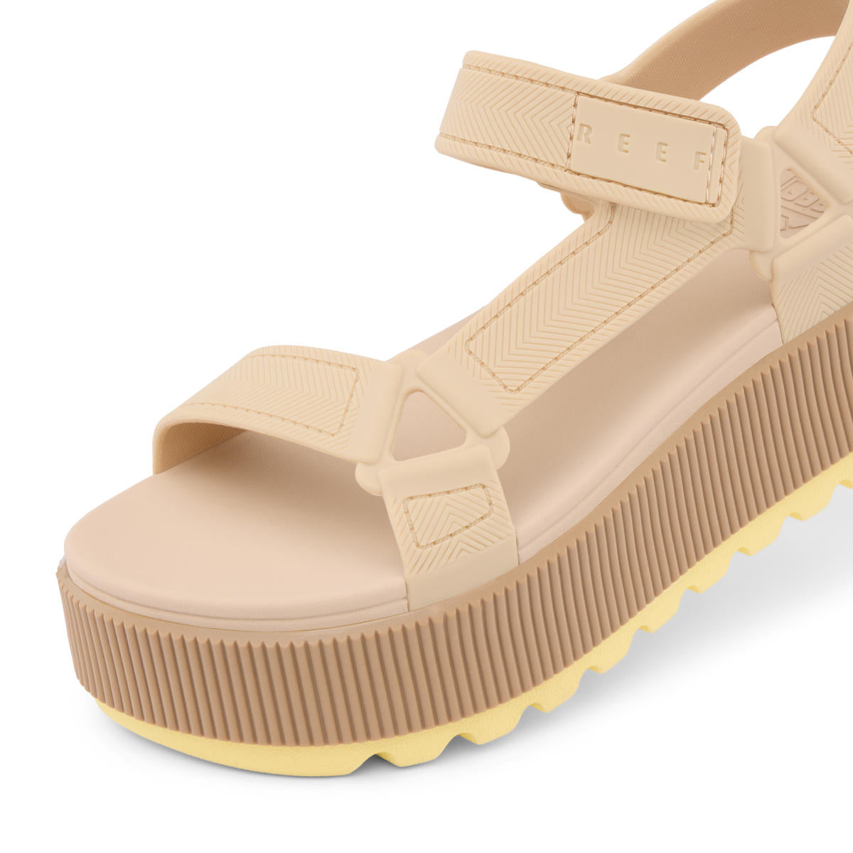 Reef Water Rem Higher Pale Banana סנדלי נשים ריף