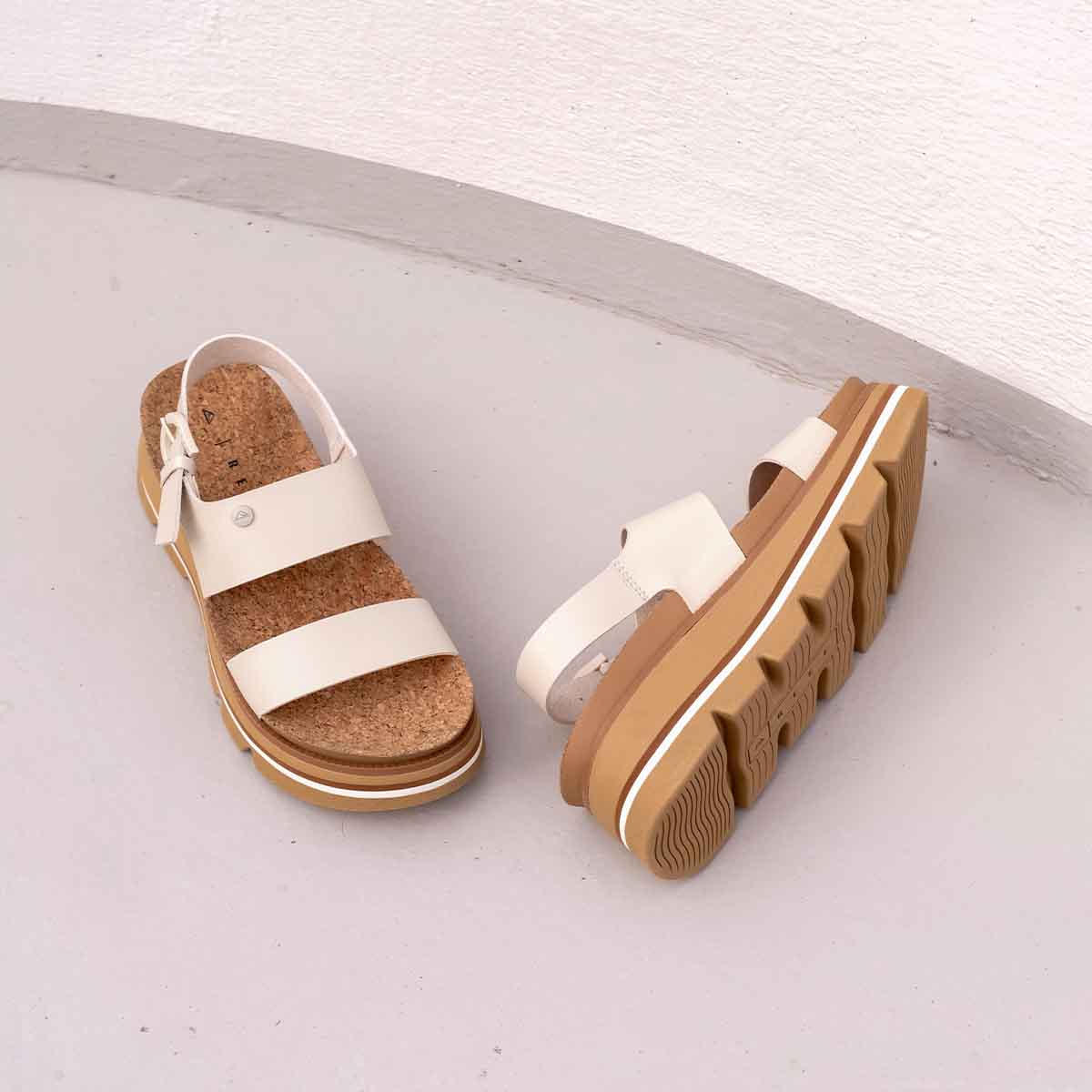 Reef Vista Luxe Liah White Tan סנדלי ריף לנשים