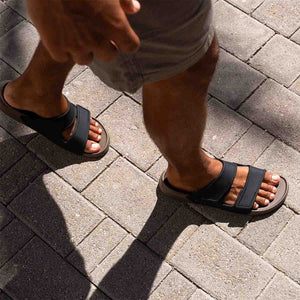 Reef Oasis Adapt Fossil Black כפכפי ריף לגברים