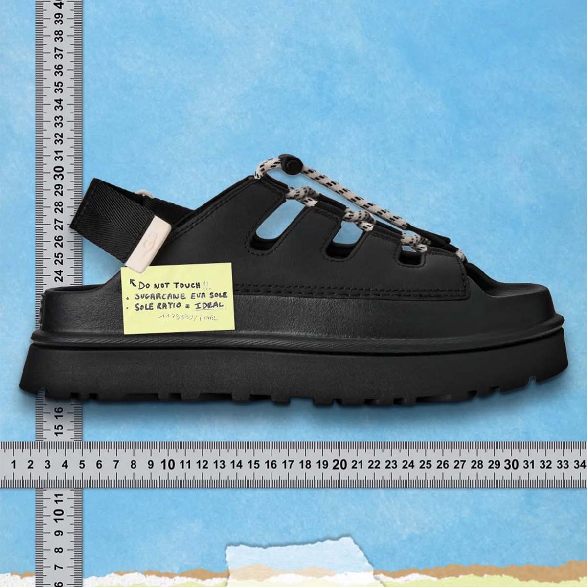 UGG GoldenGlow Toggle Sandal Black סנדלי גולדנגלואו טאגל שחור לנשים