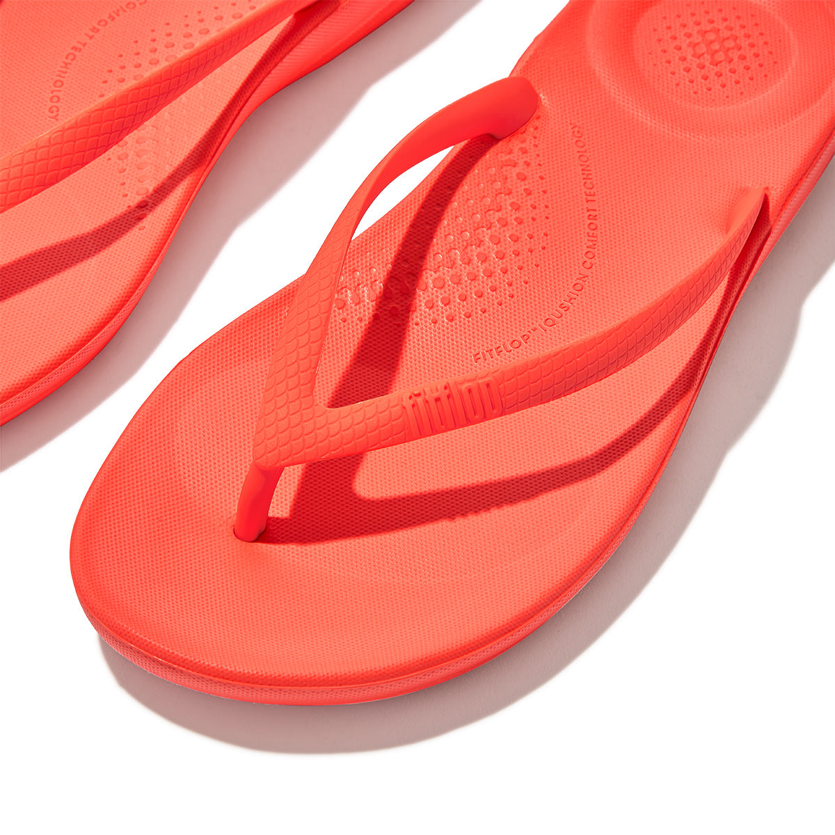 Fit Flop Iqushion Ergonomic Flip Flops Neon Orange פיט פלופ כפכפי נשים