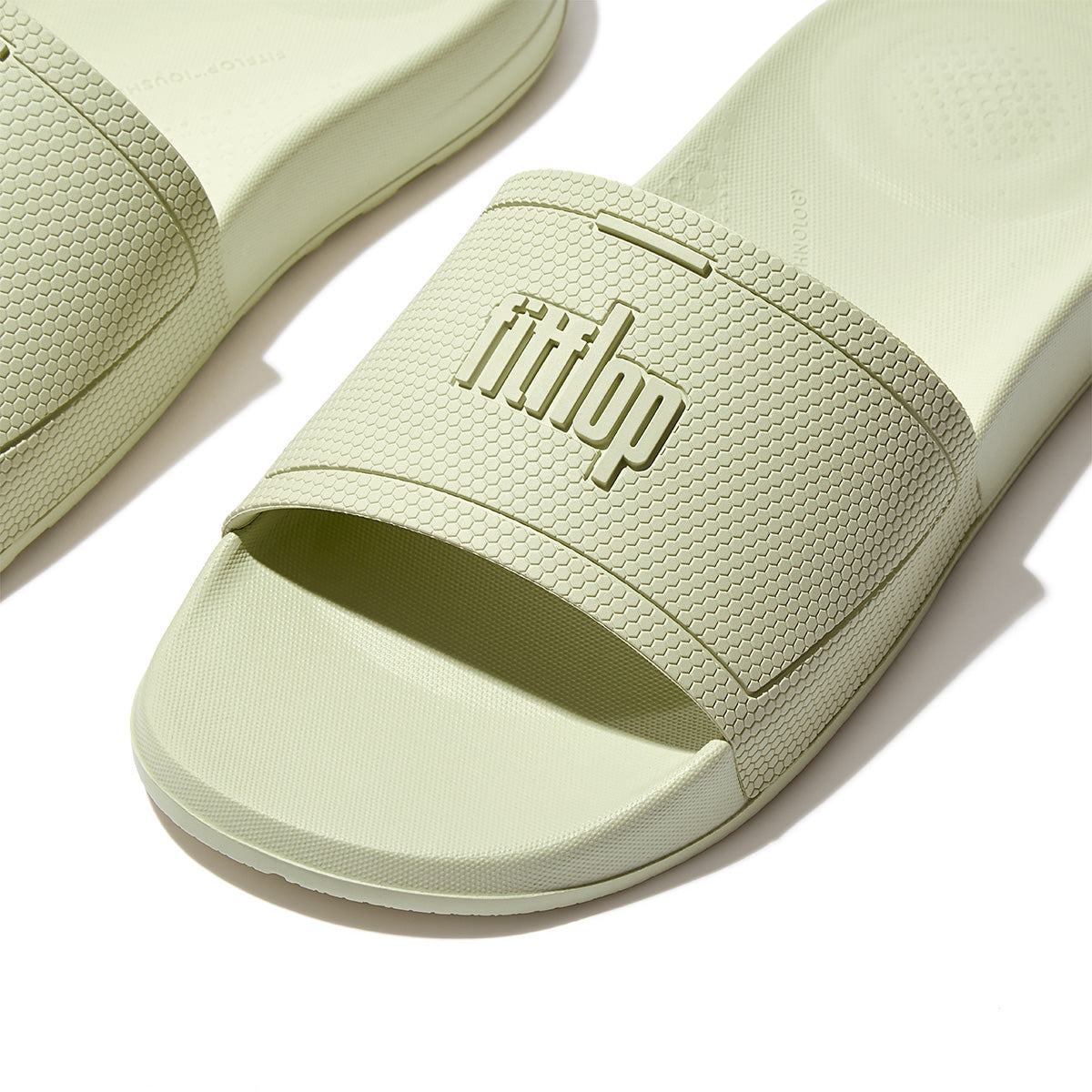 Fit-Flop Iqushion Minty Green פיט פלופ כפכפי נשים