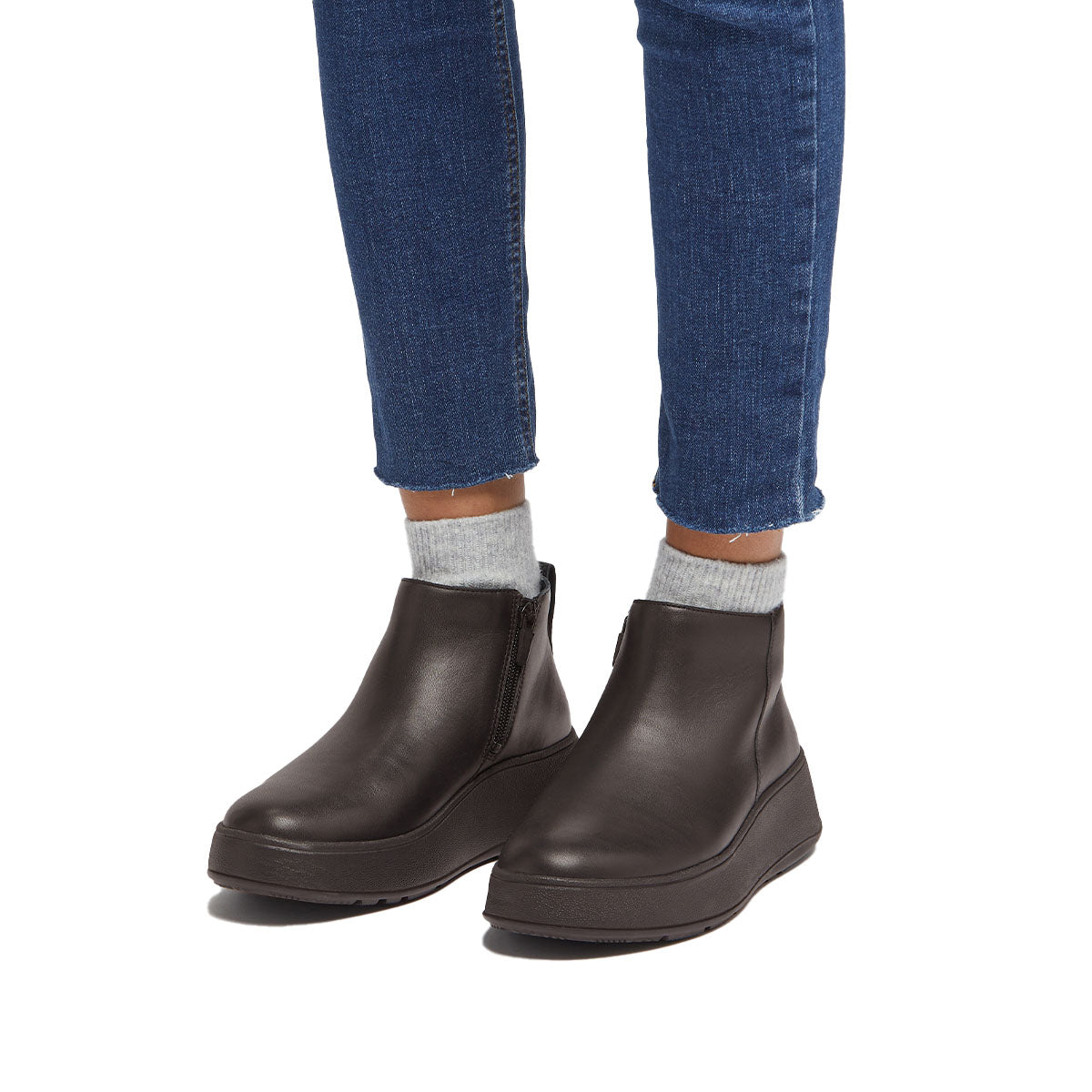 Fit-Flop Flatform Zip Ankle Boots Chocolate Brown פ-מוד פלאט פורם חום נשים