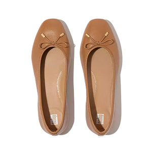 Fit-Flop Delicato Bow Ballet Flats Desert Tan פיט פלופ דליקטו בו בלט טאן נשים