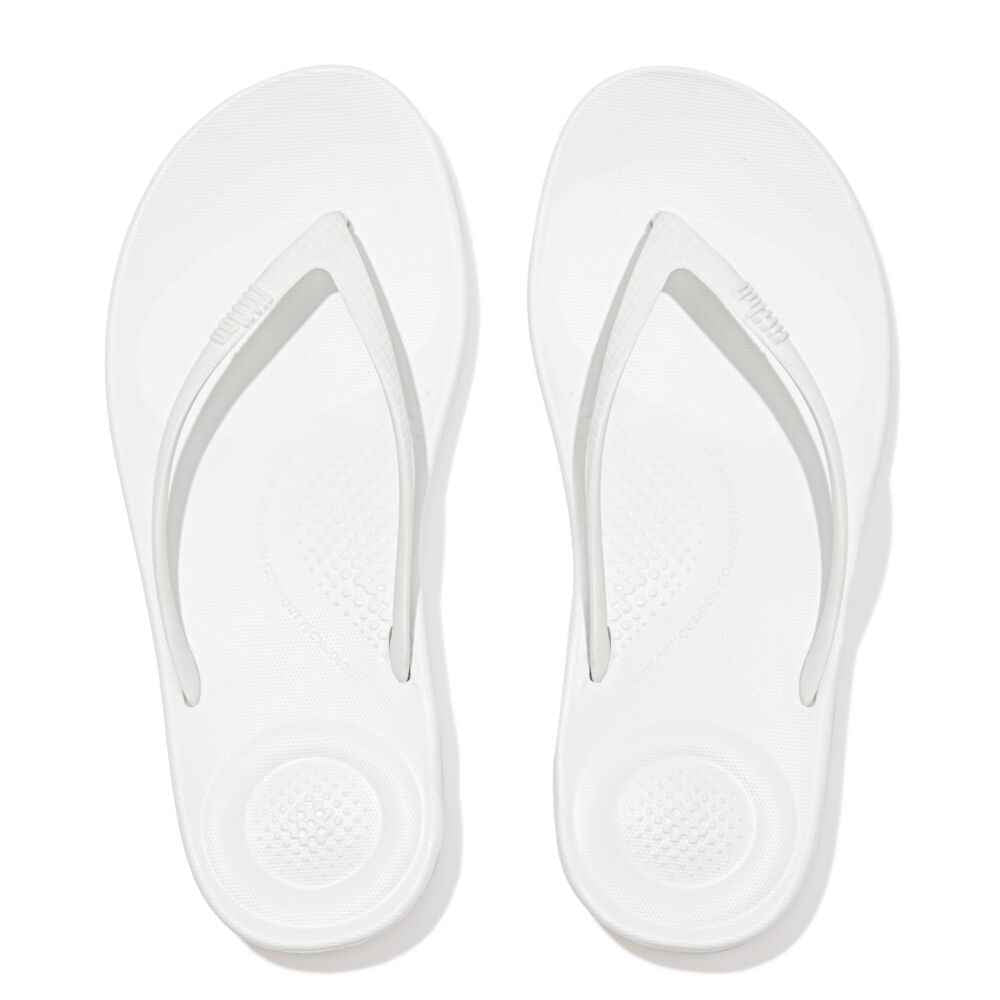 Fit Flop E54-194 Iqushion Ergonomic Flip Flops Urban White כפכפי פיטפלופ לנשים
