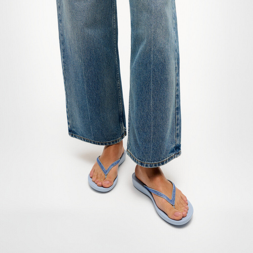 Fit Flop Sparkle Classic Iqushion Cloudy Blue כפכפי פיטפלופ לנשים תכלת