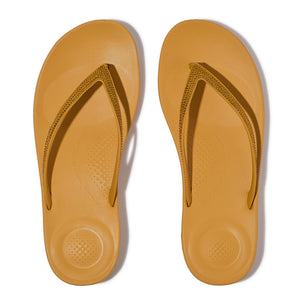 Fit Flop Sparkle Classic Iqushion Turmeric כפכפי פיטפלופ לנשים