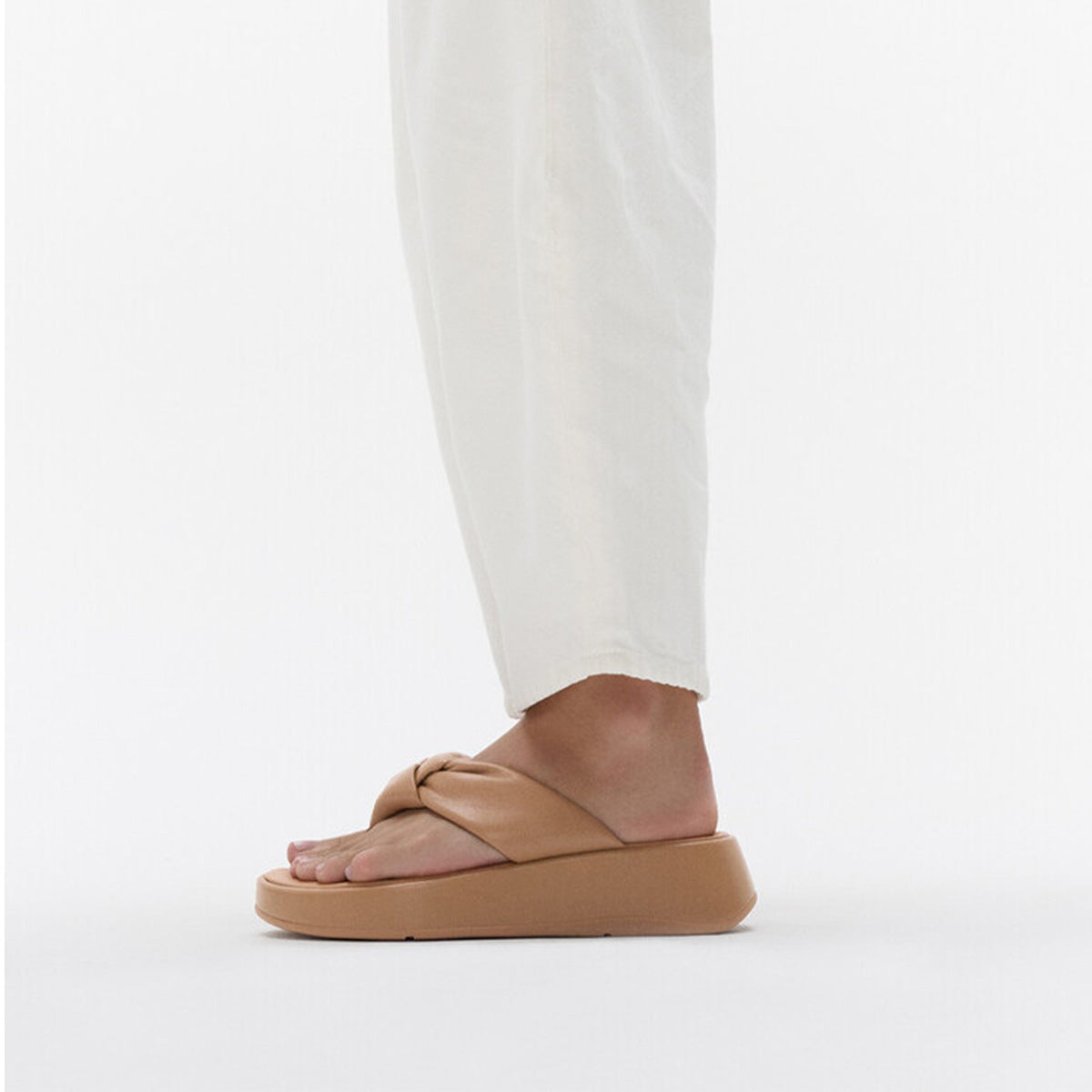 Fit Flop F-Mode Knot Soft Leather Flatform Toe Post כפכפי נשים פיט פלופ