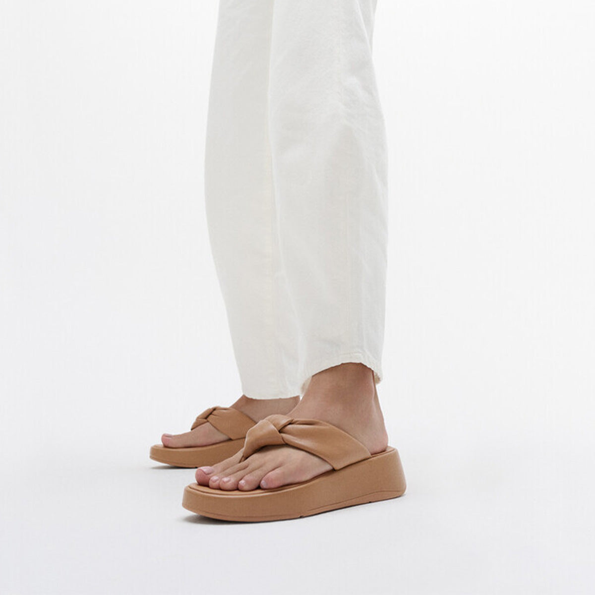 Fit Flop F-Mode Knot Soft Leather Flatform Toe Post כפכפי נשים פיט פלופ