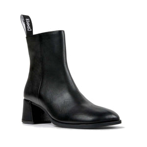 Camper Kora Black Leather Ankle Boots מגפי קמפר לנשים