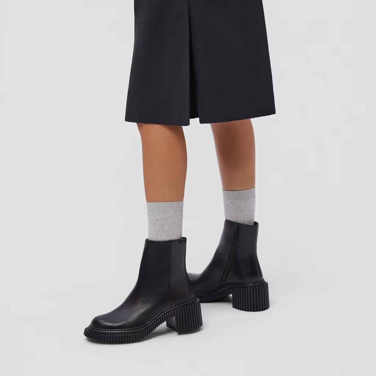 Camper Pix London Black Leather Mid Boots for Women מגפי קמפר לנשים