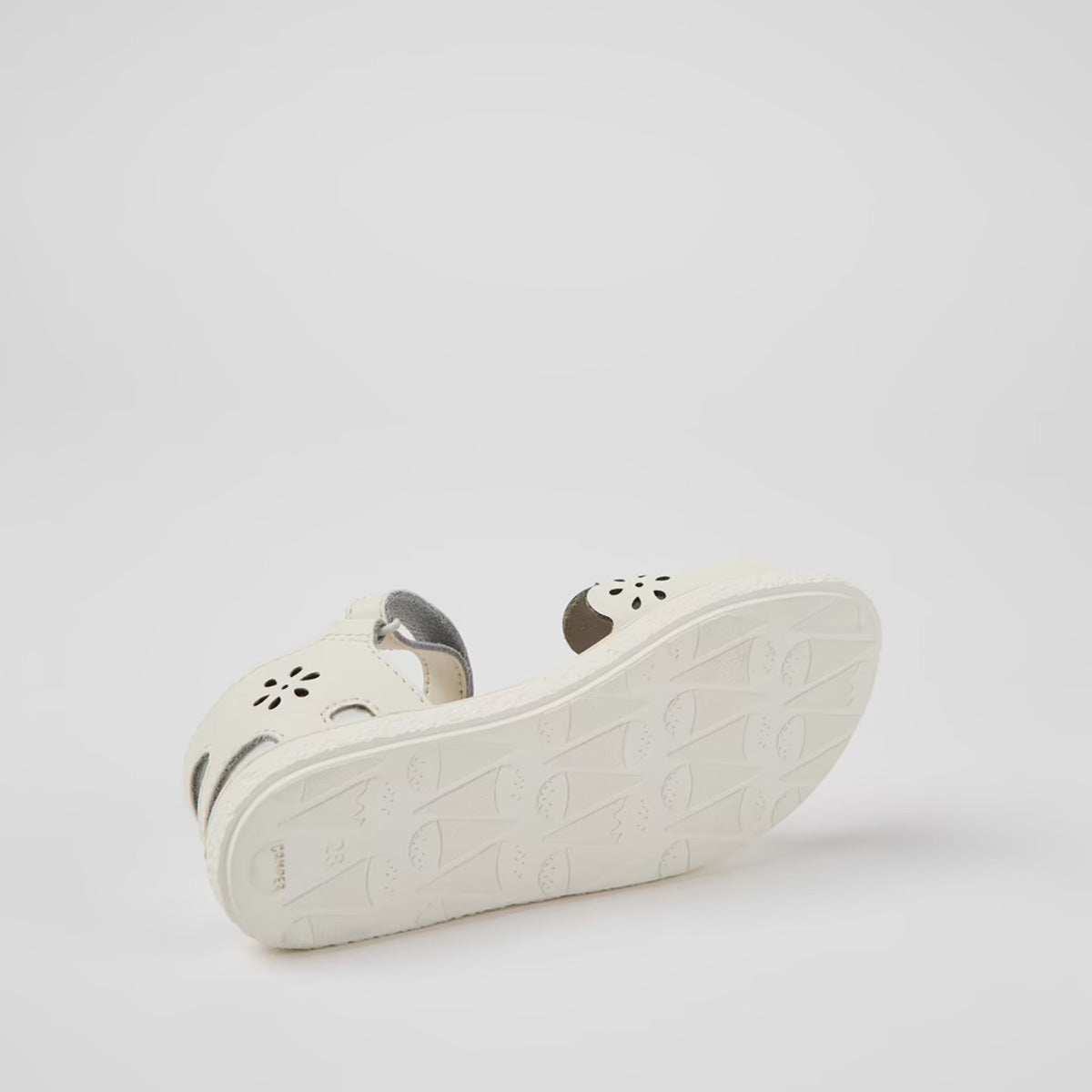 Camper Miko White leather sandals for girls קמפר סנדלי ילדים