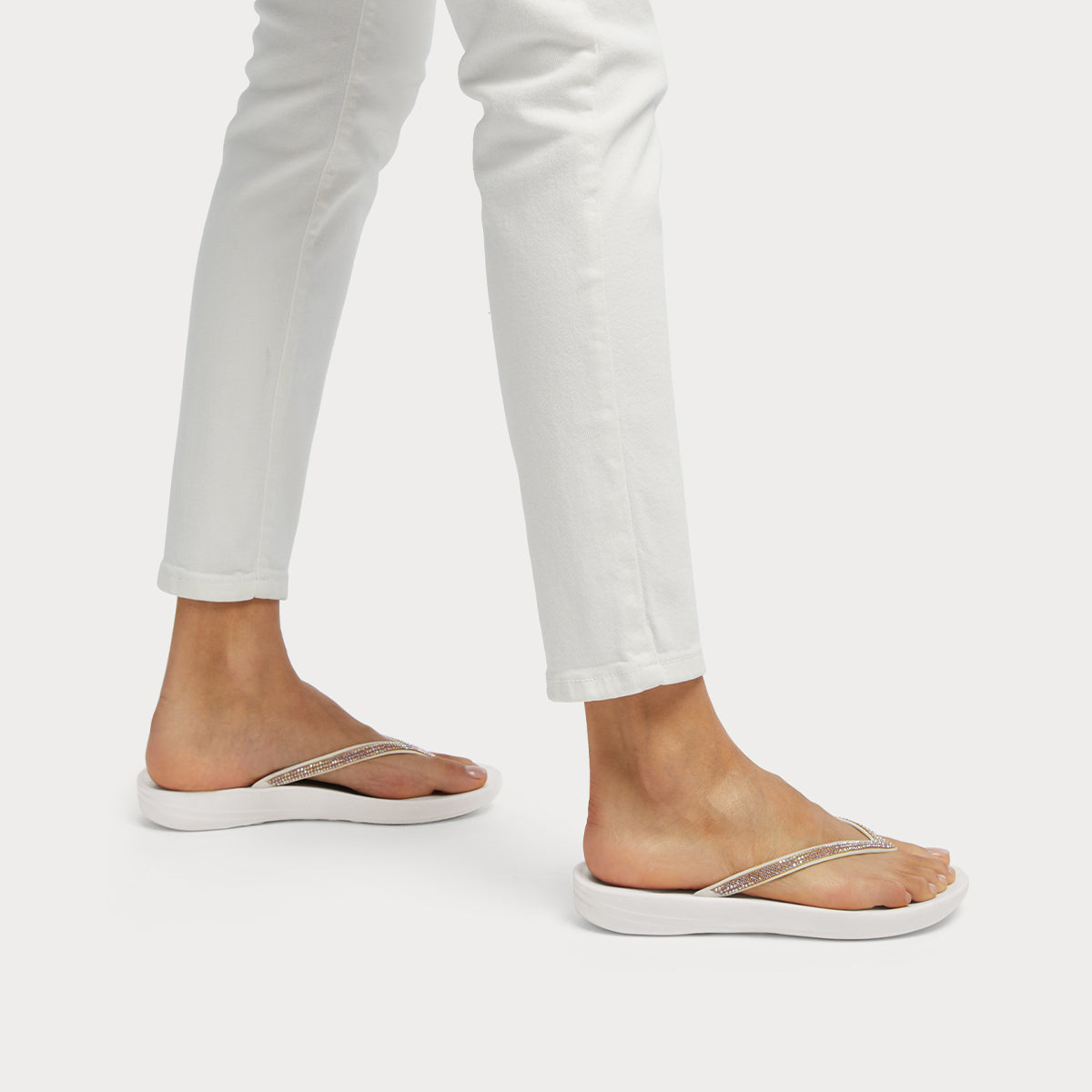 Fit-Flop Iqushion Sparkle Urban White פיט פלופ כפכפי נשים