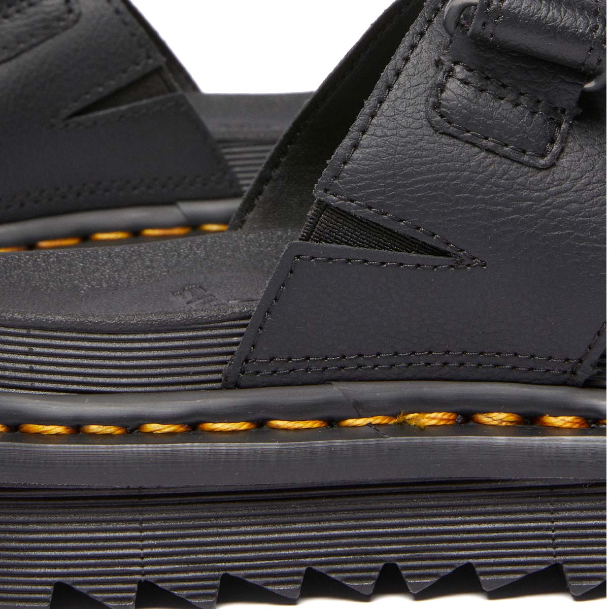 Dr. Martens Raine Slide Black כפכפי ד"ר מרטינס לנשים