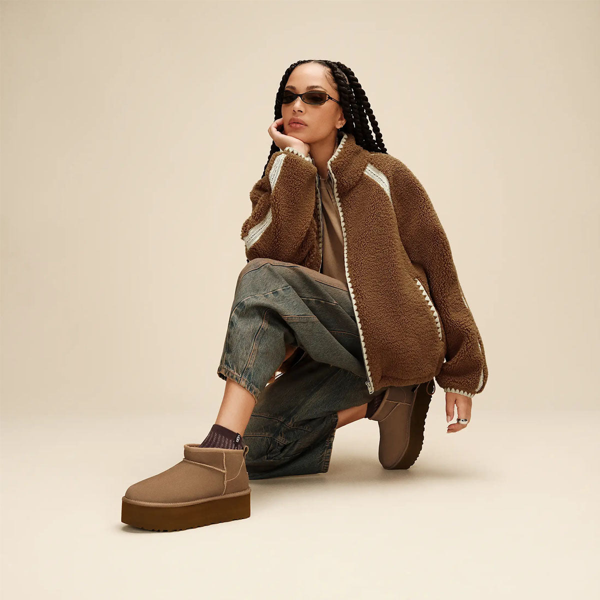 UGG Classic Ultra Mini Platform Light Bronze מגפי קלאסיק אולטרה מיני פלטפורמה לנשים - Original's