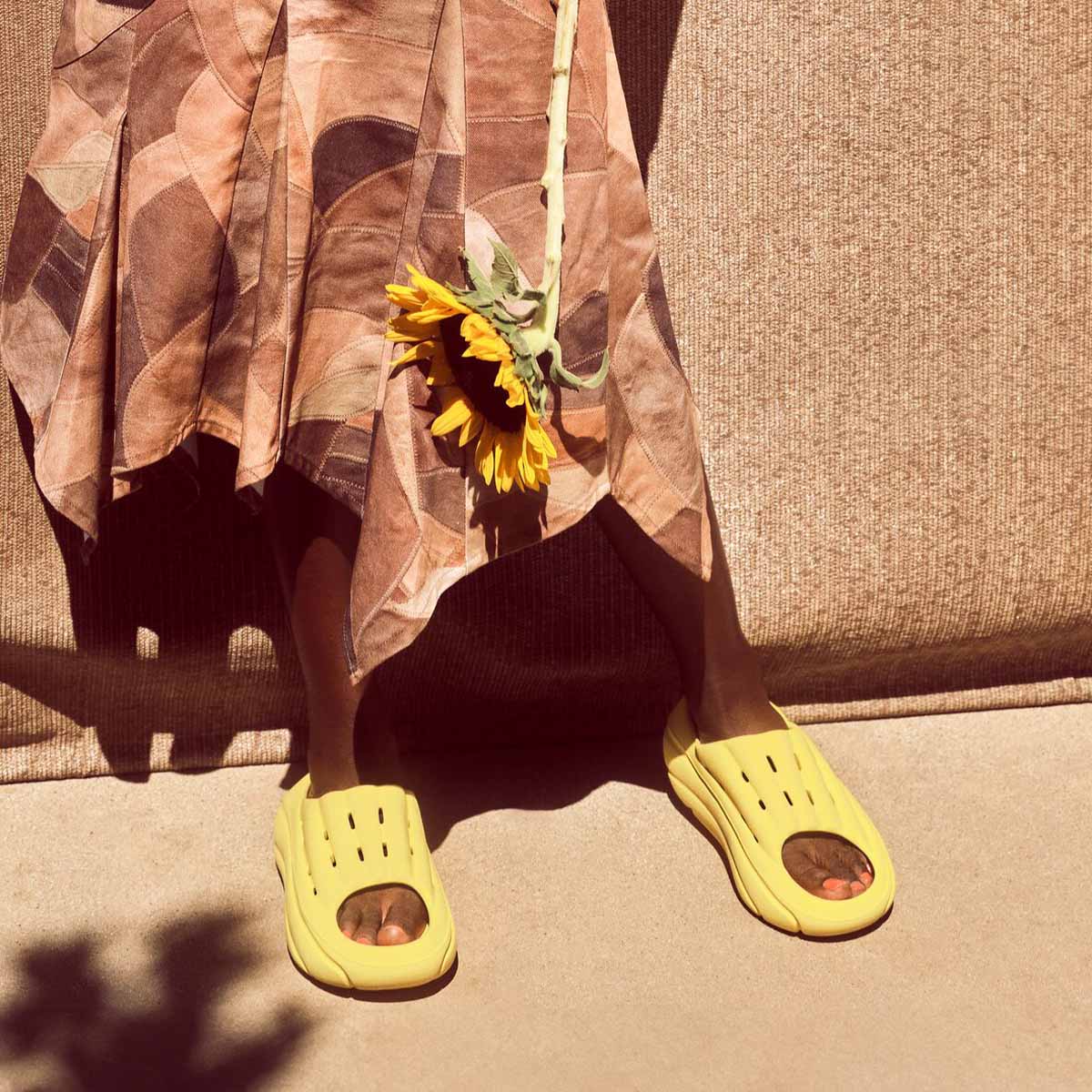 UGG FoamO Slide Sunny Yellow כפכפי נשים צהוב