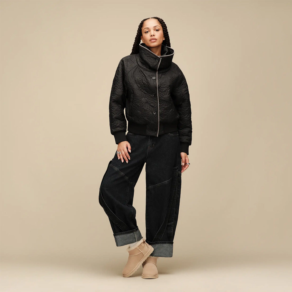 UGG Ultra Mini Bailey Bow Sand מגפי אולטרה מיני ביילי באו סנד